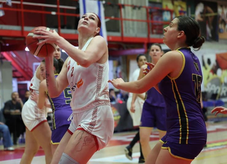 אנסטסיה בולדירבה 