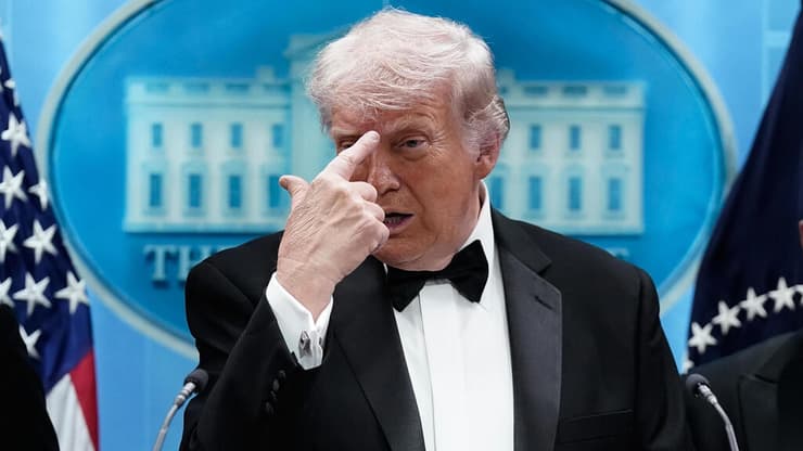 טראמפ במסיבת עיתונאים לאחר הירי בבית הלבן