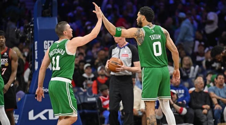 ג'ייסון טייטום ופייטון פריצ'ארד מרוצים