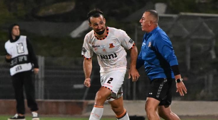 תמיר ברמן בטירוף עם הצוות