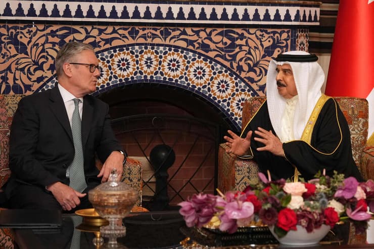 מלך בחריין חמד בן עיסא אל חליפה