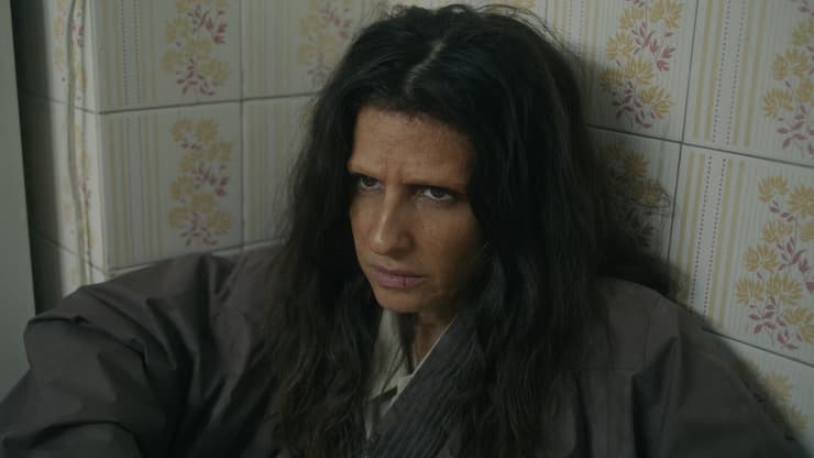 מתוך "חיים ללא כיסוי"