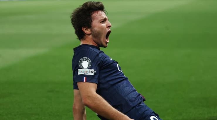 ז'ואאו נבש חוגג