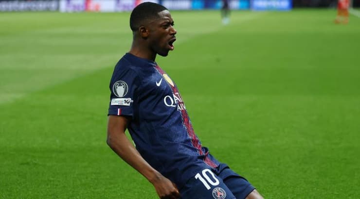 אוסמן דמבלה חוגג