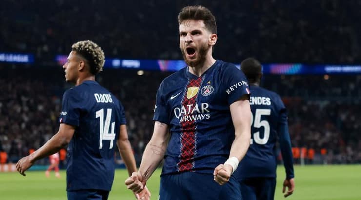 חביצ'ה קבארצחליה חוגג את הצמד