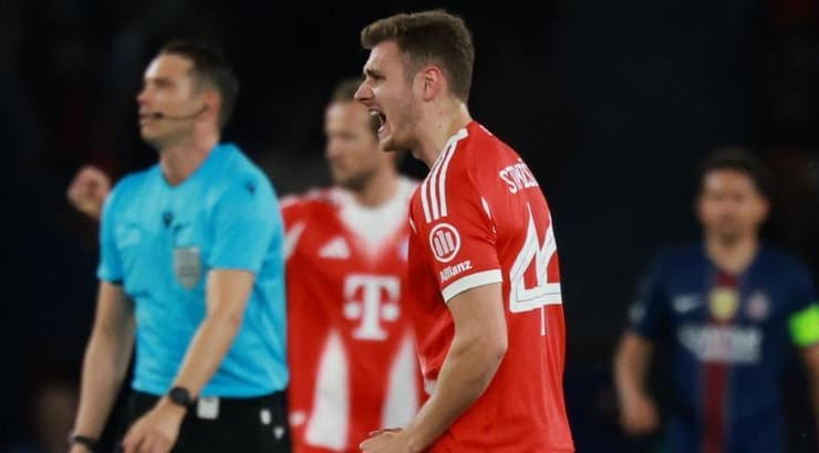 סטניסיץ' חוגג את השער של אופאמקנו