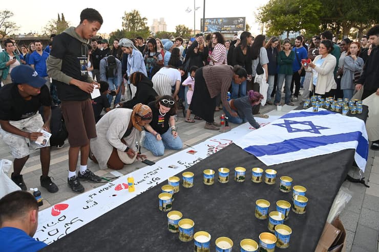 עצרת מחאה בבאר שבע כנגד האלימות והדלקת נר לזכרם של דסטאו צ'יקול וימנו זלקה