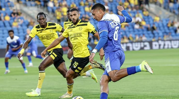 פרננדו פאצ׳קו בפעולה