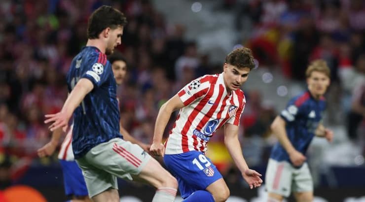 חוליאן אלברס