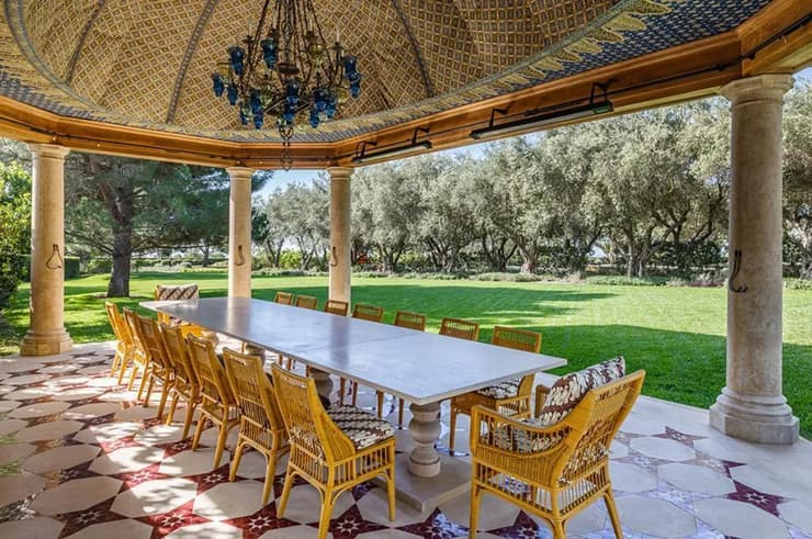 האחוזה של משפחת המלוכה הקטארית אל ת'אני ב בל אייר ב לוס אנג'לס