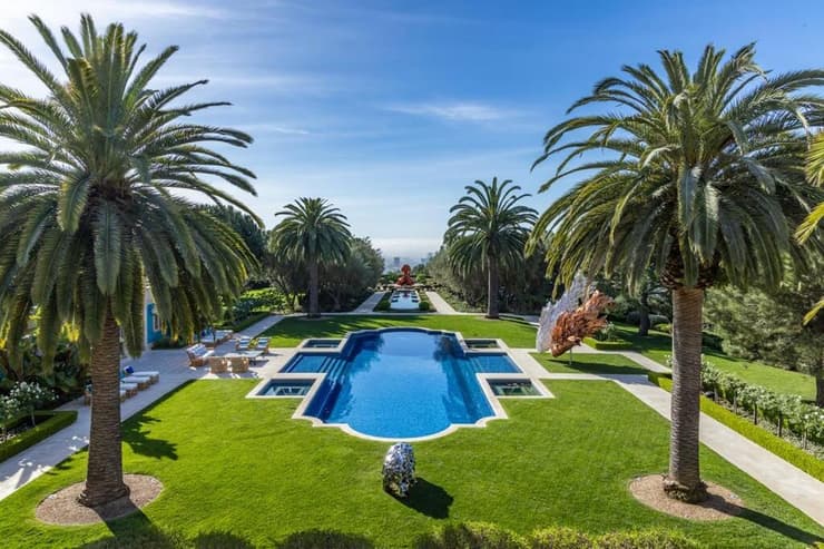 האחוזה של משפחת המלוכה הקטארית אל ת'אני ב בל אייר ב לוס אנג'לס