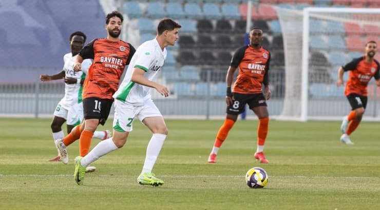 איתי שביט עם הכדור