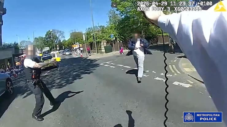 זירת דקירה פיגוע לונדון בריטניה נגד הקהילה היהודית יהודים בשכונת 