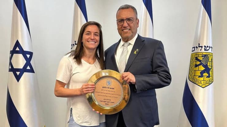 משה ליאון עם תמנע נלסון־לוי