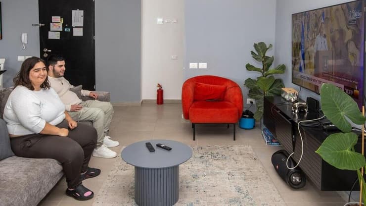 "הם יכולים להבין על מה אני מדברת". גל ואדיר בדירת הגיימרים   