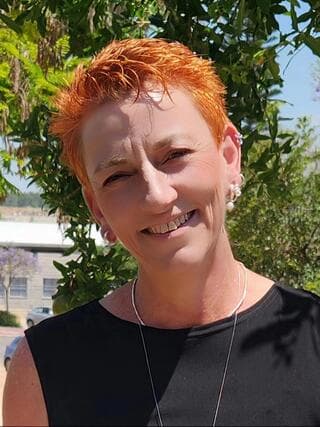 פרופ' אופירה אינשטיין