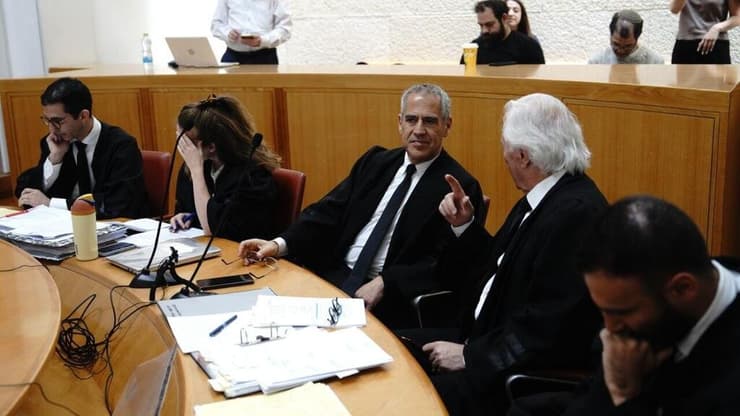 דיון בעתירה נגד שר המשפטים יריב לוין