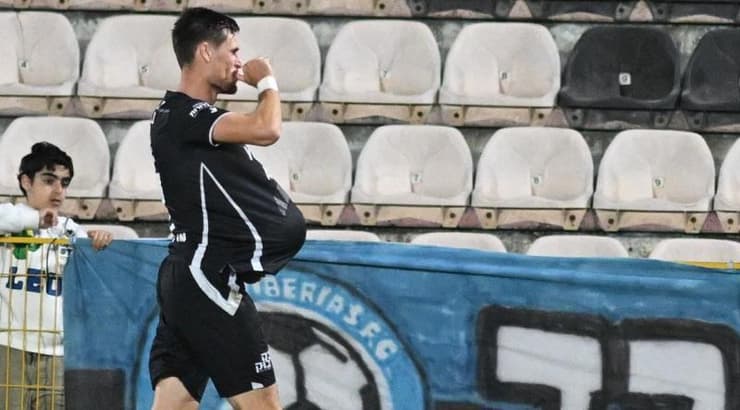 אונדריי באצ'ו חוגג (ראובן שוורץ) אונדריי באצ'ו חוגג