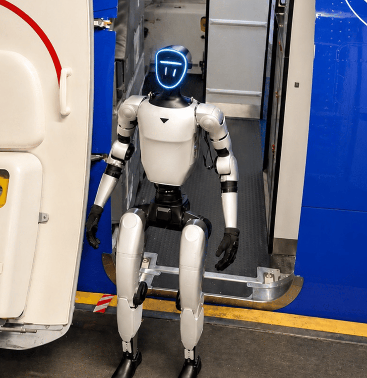 אפליה? ביבופ הרובוט עולה למטוס (Elite Event Robotics) ביבופ הרובוט עולה למטוס