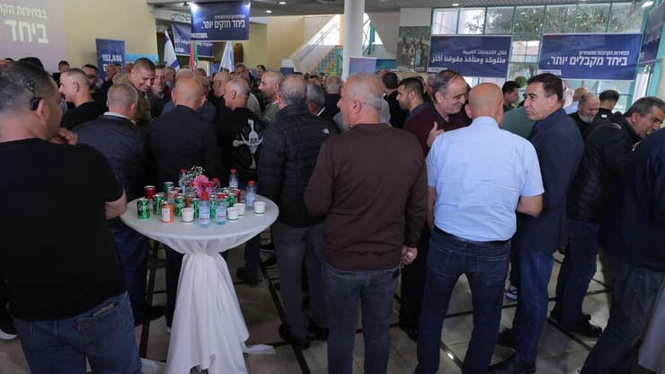 מסיבת עיתונאים בראשות וג'די סרחאן