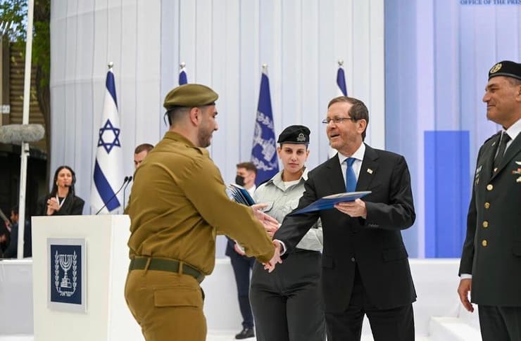 עידו אלקריף תסמונת טורט, דובר צה"ל