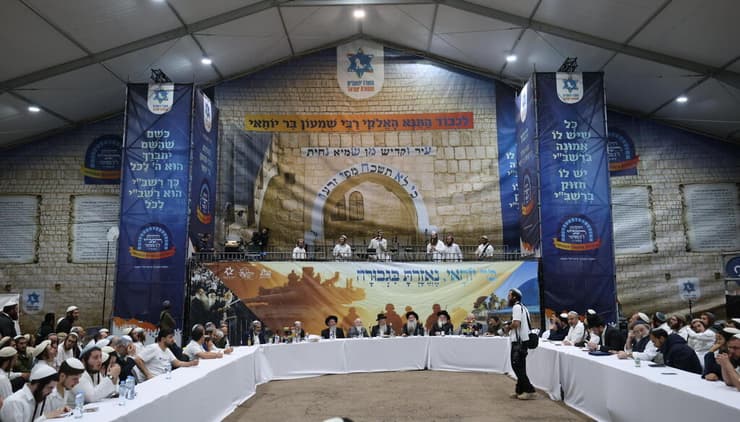 ההדלקה של הציונות הדתית במירון (צילום: טל שחר) ההדלקה של הציונות הדתית במירון
