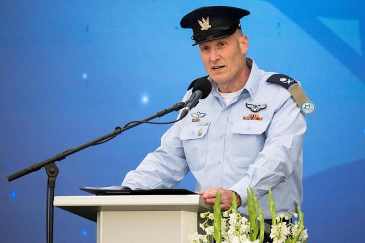 תומר בר מפקד חיל האוויר היוצא