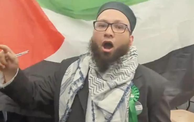 מותין עלי סגן יו"ר מפלגת הירוקים ב בריטניה 