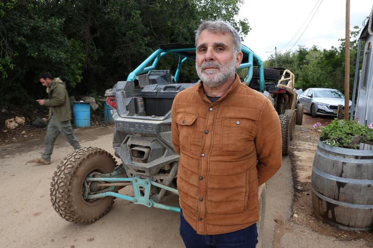 אבי בן שטרית, יו"ר וועד היישוב שתולה