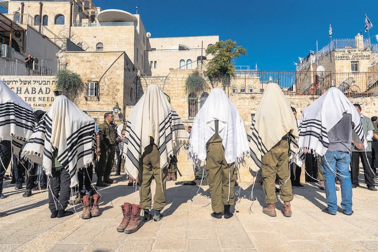 חיילי חטיבת החשמונאים