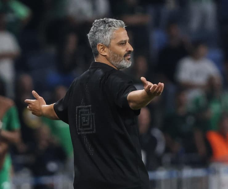 מאמן בית"ר ירושלים ברק יצחקי