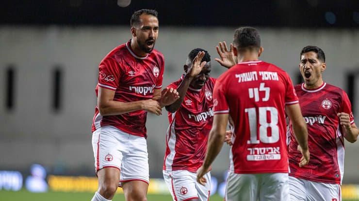 שחקני הפועל באר-שבע