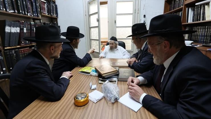 לקראת ההכרעה