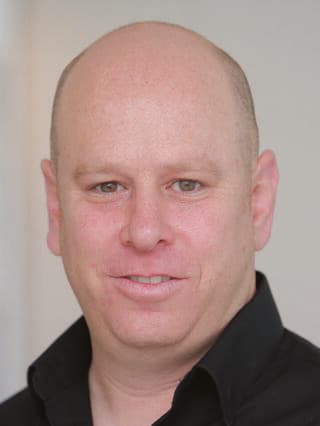 ניב רום