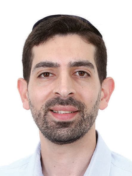 יונתן אזר