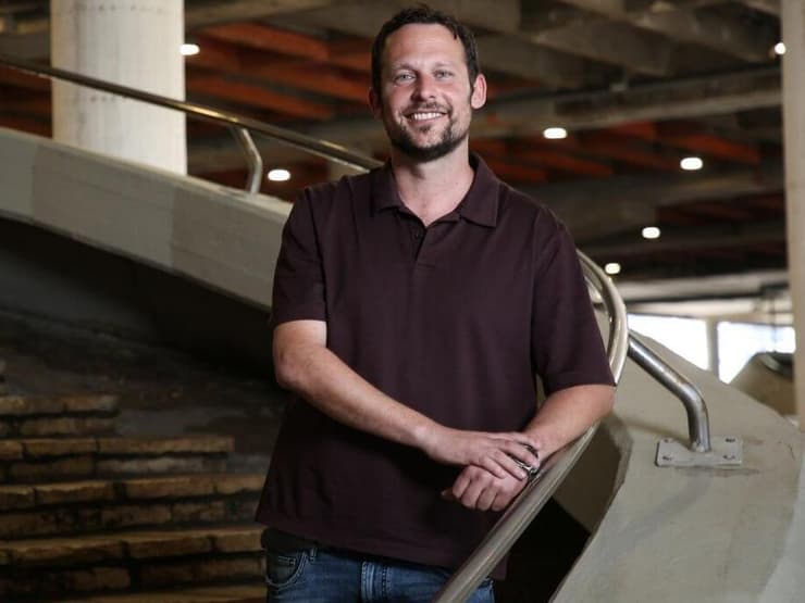 יותם עברי, מנכ"ל ארגון ישראליז שעוסק בהסברה בחו"ל בעזרת צעירים איראנים