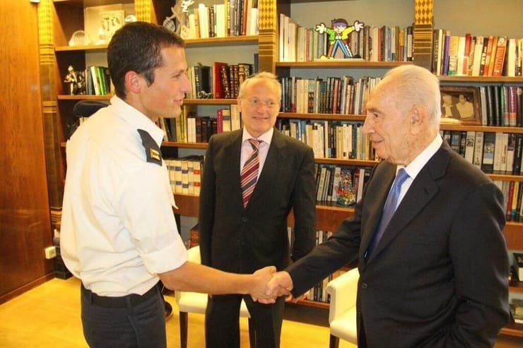 יותם עברי עם הנשיא שמעון פרס ז"ל