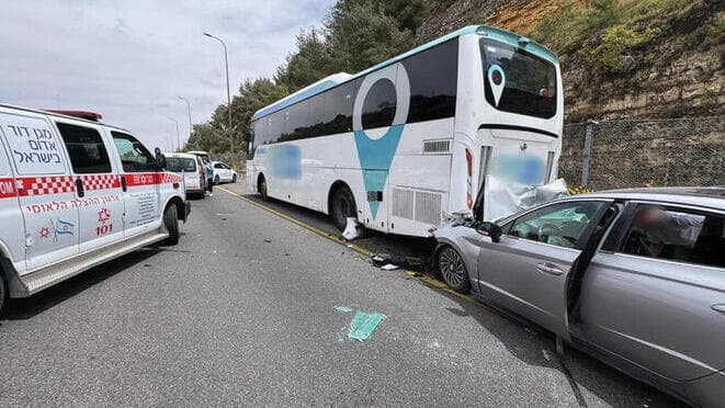 זירת התאונה הקטלנית בכביש 1 ביום שישי