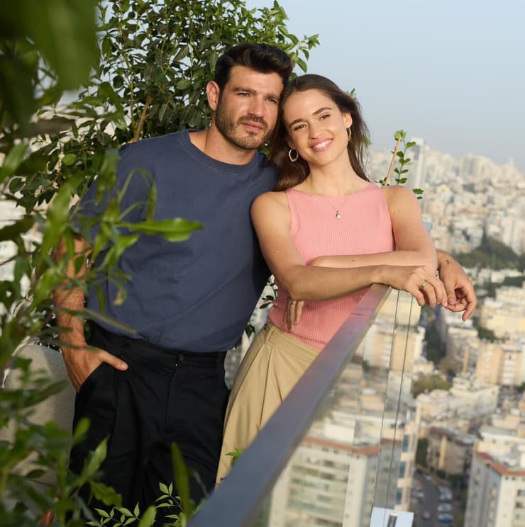 ניב סולטן ומאור שוויצר, מתוך הקמפיין של 'תדהר' (צילום: אור דנון) ניב סולטן ומאור שוויצר, מתוך הקמפיין של 'תדהר'