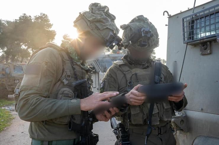 לוחמי צוות הרחפנים של אגוז בבינת ג'בייל