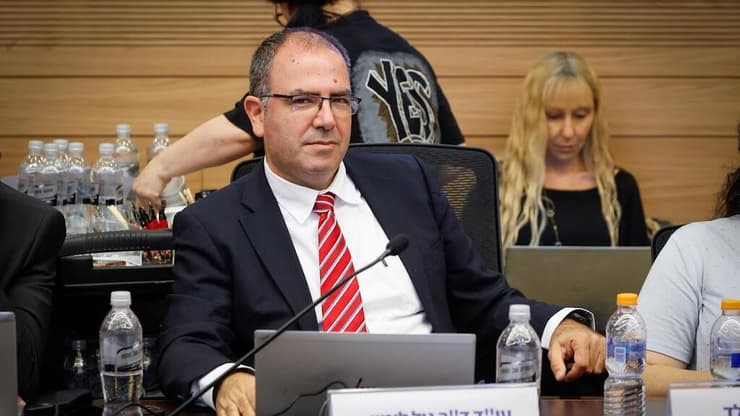 "יועמ"ש פוליטי הוא סכנה לבחירות דמורטיות". המשנה ליועמ"שית ד"ר גיל לימון (צילום: נועם מושקוביץ, דוברות הכנסת) ועדת החוקה חוק ומשפט
