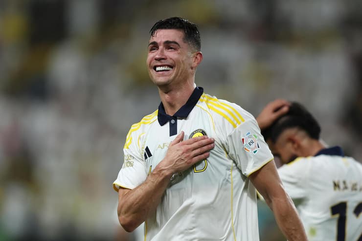 רגע מרגש עבורו. כריסטיאנו (צילום:Yasser Bakhsh/Getty Images) רונאלדו