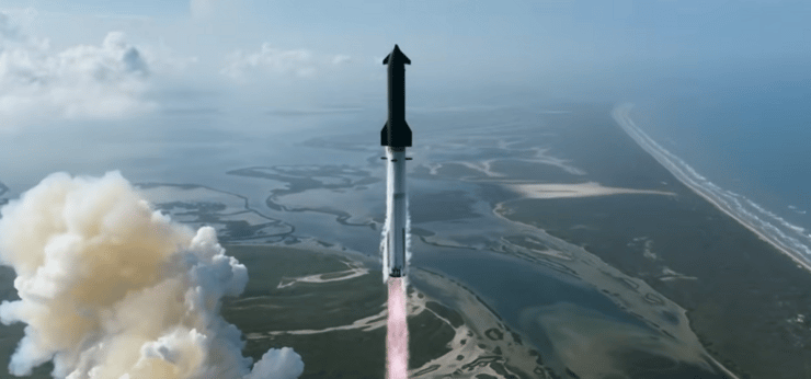החללית שניות לאחר השיגור מדרום טקסס (צילום: SpaceX) החללית שניות לאחר השיגור מדרום טקסס