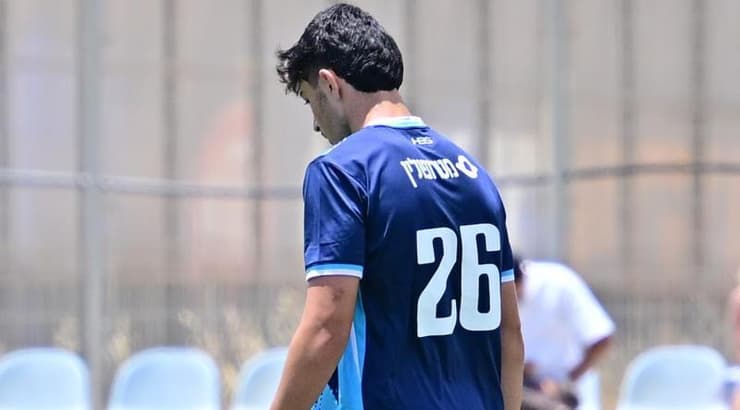 נועם בנימין ספדיה מאוכזב (חגי מיכאלי) נועם בנימין ספדיה מאוכזב