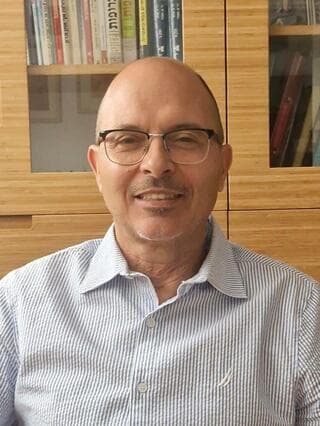 ד"ר אייל פרץ, דרמטולוג, מכבי שירותי בריאות