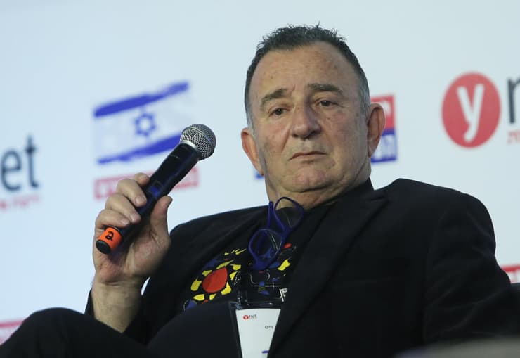 שוקי וייס (צילום: אלכס קולומויסקי) שוקי וייס