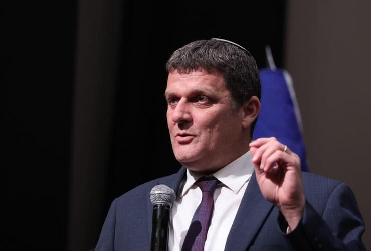 עמית הלוי באירוע השקה לספר "כן אדוני הנשיא"