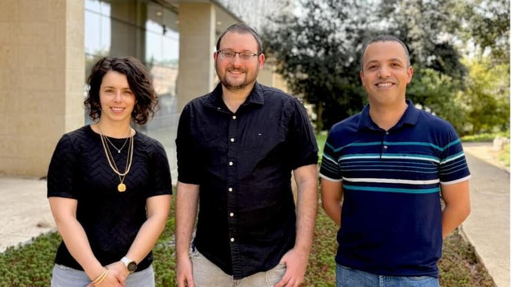 צוות המחקר (מימין): פרופ' איתמר הראל, ד"ר איתן מוזס וד"ר מרווה ברגמן (צילום: Tehila Atlan) צוות המחקר (משמאל): ד"ר מרווה ברגמן, ד"ר איתן מוזס ופרופ' איתמר הראל