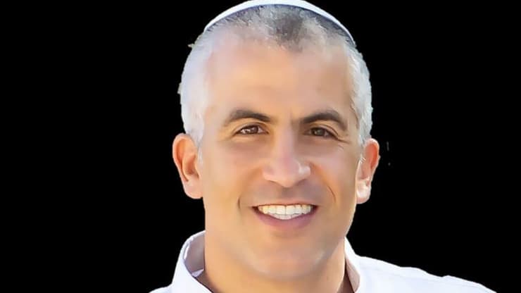 מנחם קלמנזון