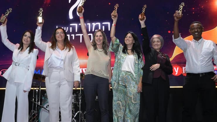 השישייה הזוכה בתחרות "המורה של המדינה" 2026 (צילום: יובל חן) השישייה הזוכה בתחרות "המורה של המדינה" 2026